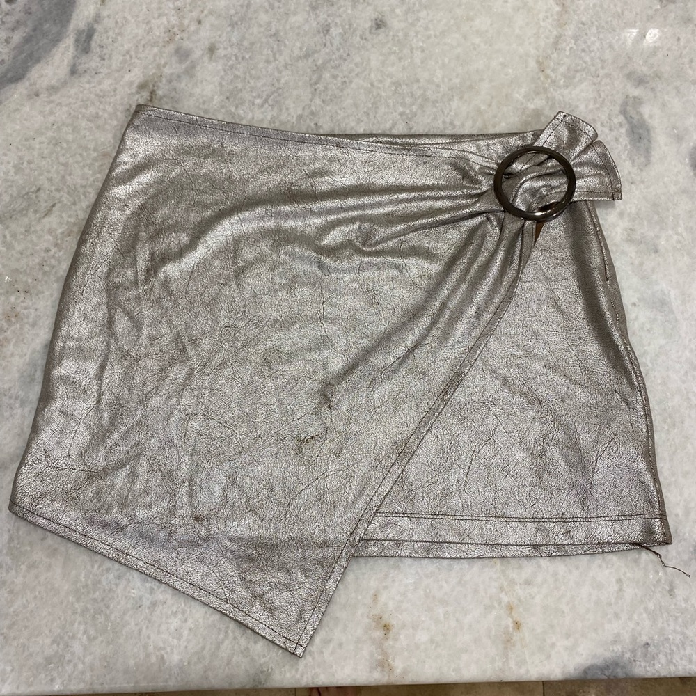 Zara silver crossover skirt size 28